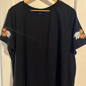 Elegant Black Floral Embroidered Women's Tee